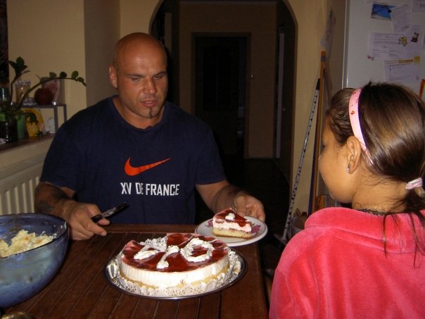 1910416_104056046271364_7810865_n