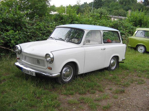 A real car to spend good time: Trabant