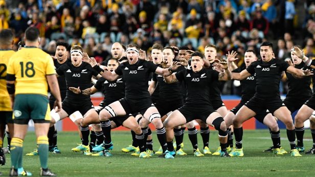 2403989-49978557-1600-900