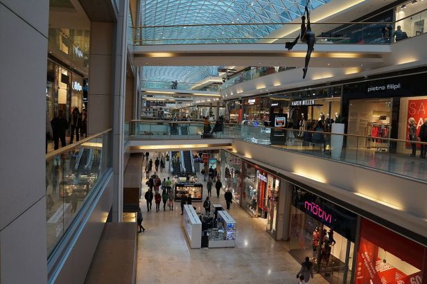 Eurovea_Shopping_Centre,_Bratislava