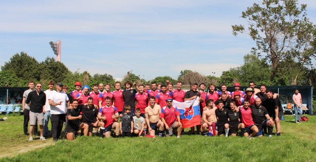 RK Bratislava proti Old Tiffinians RFC - britský tím na turné